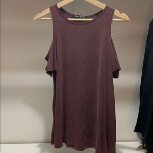 Cold shoulder mauve t shirt